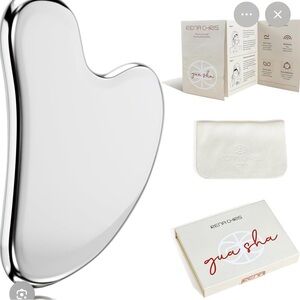 Gua Sha Rena Chris NIB